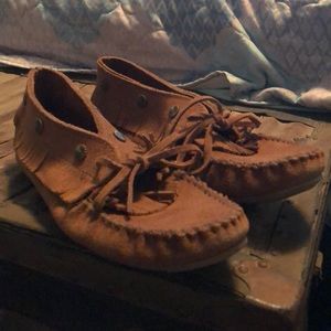 Women’s Minnetonka Mocs